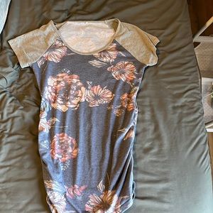 Maternity shirt